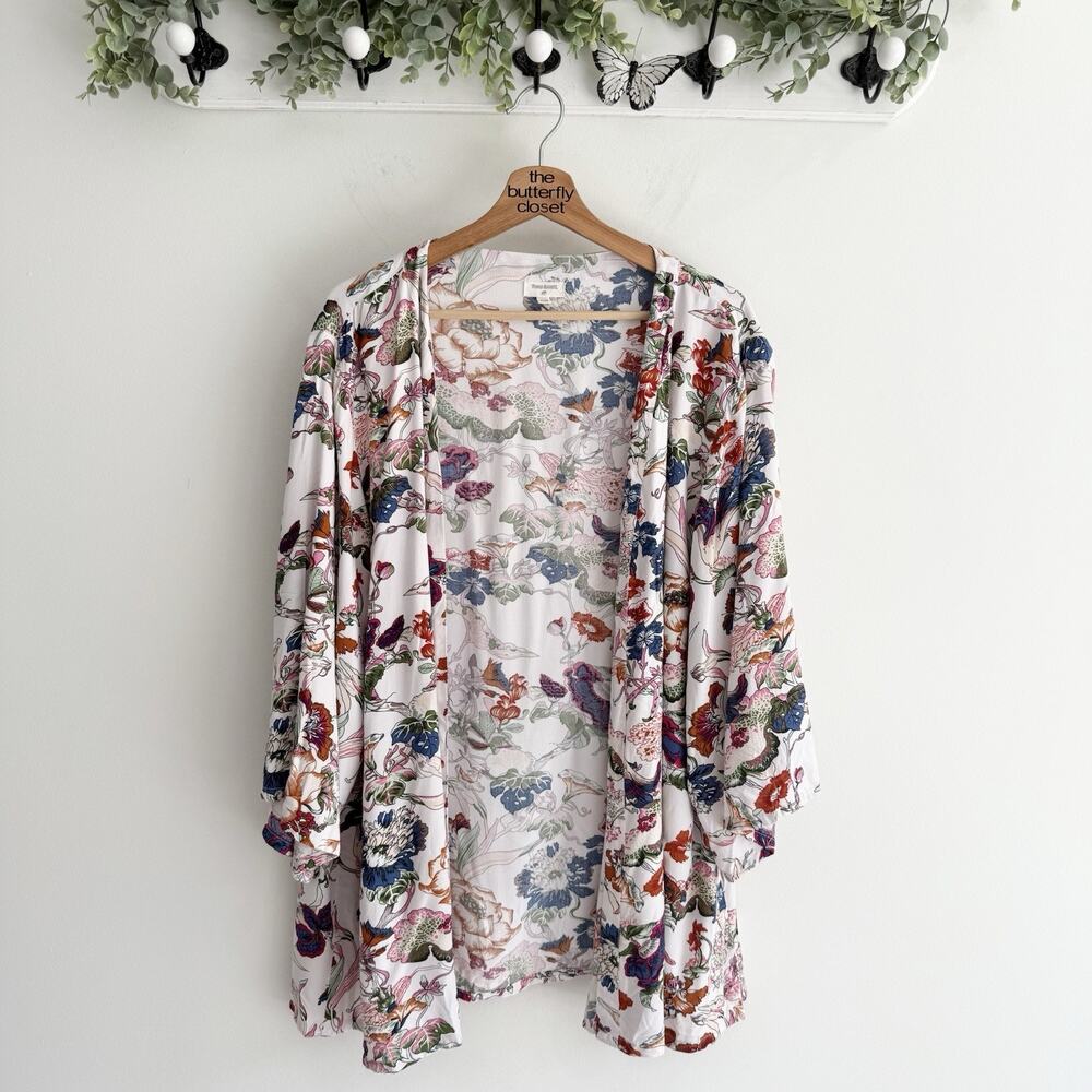 World Market White/Muliticolor Floral Kimono Robe Cover Up Long Sleeves One Size